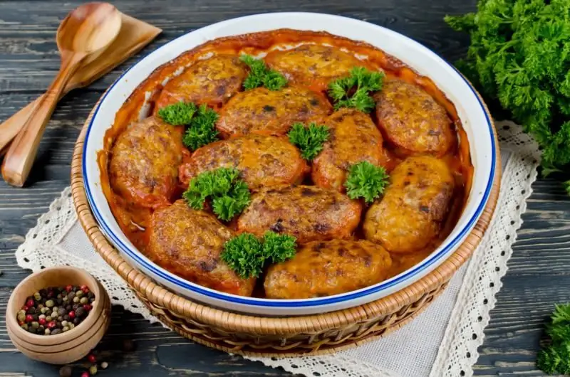 Repollo Relleno Perezoso: Recetas Paso A Paso Con Fotos, En El Horno Y En Una Sartén, Con Arroz Y Carne Picada, Repollo, En Salsa De Crema Agria