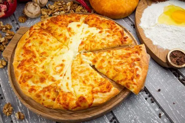 Khachapuri Megrelianas