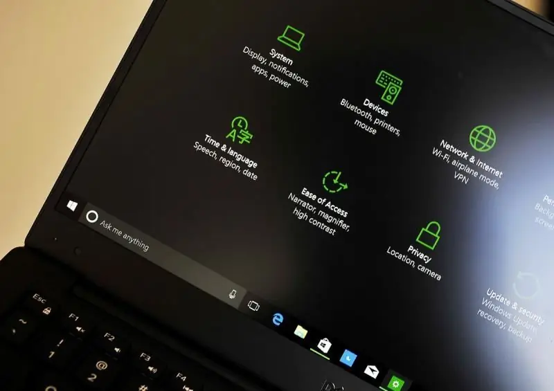 Windows 10 Için Temalar Yalnızca Resmi Siteden Değil, Nasıl Kurulur - Talimatlar Ve Ipuçları