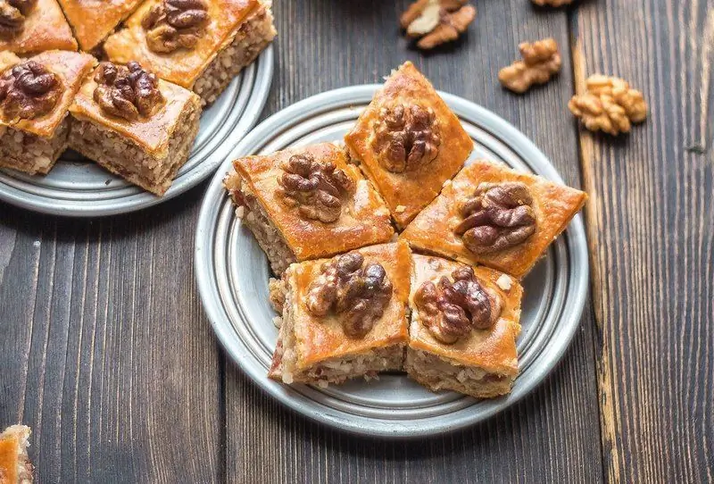 Doğru Baklava (baklava) Nasıl Yenir: Doğu Lezzetlerinin Sırları