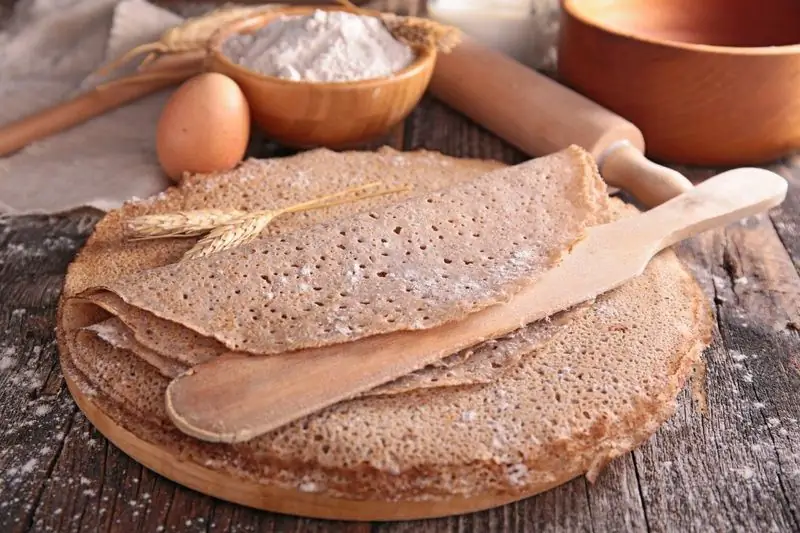 Crêpes Au Sarrasin: Recettes étape Par étape Pour Des Crêpes Fines Dans De L'eau, Du Lait Ou Du Kéfir, Photo Et Vidéo