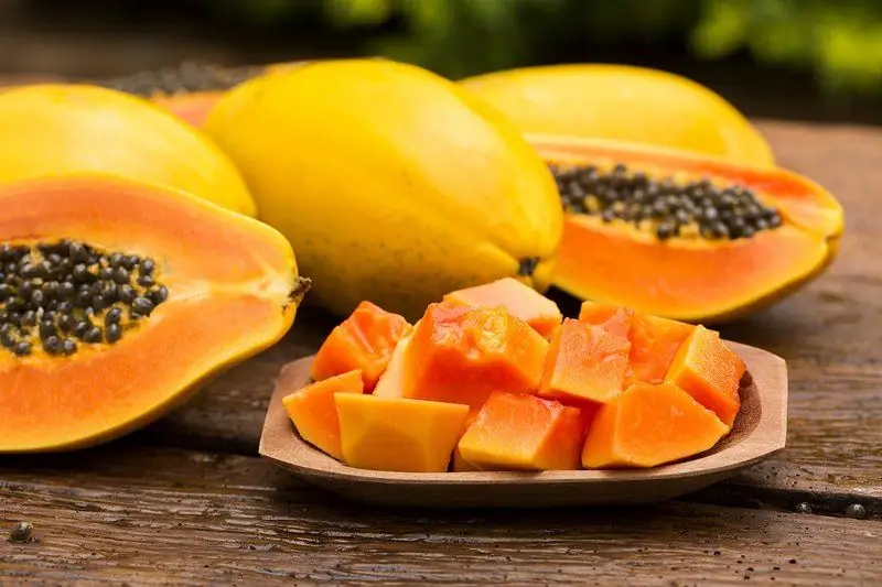 Papaya: Fordeler Og Skader For Kvinner Og Menn, Fersk Frukt Og Tørket Kandisert Frukt, Anmeldelser