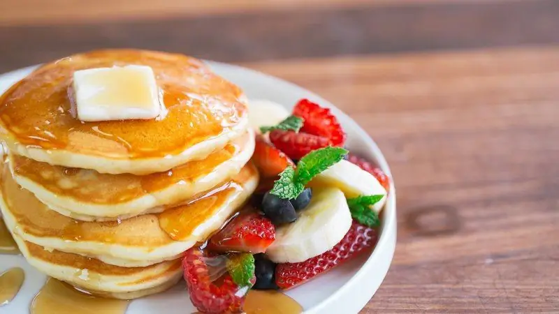 Panqueques: Recetas De Panqueques Americanos Y Panqueques Con Leche Y Kéfir, Foto Y Video