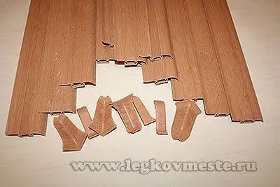 Memasang Papan Skirting Plastik Atau Memasang Papan Skirting Plastik