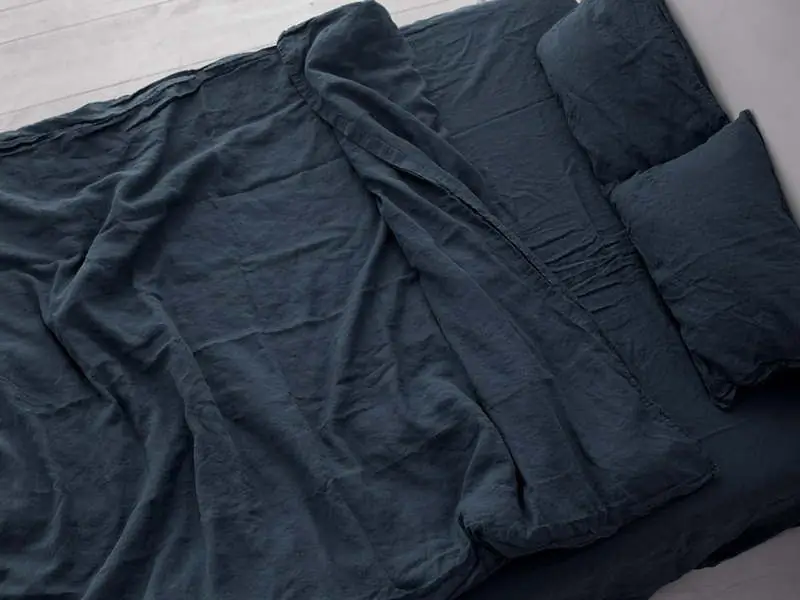 Por Que Você Não Pode Passar Roupa De Cama Depois De Lavar