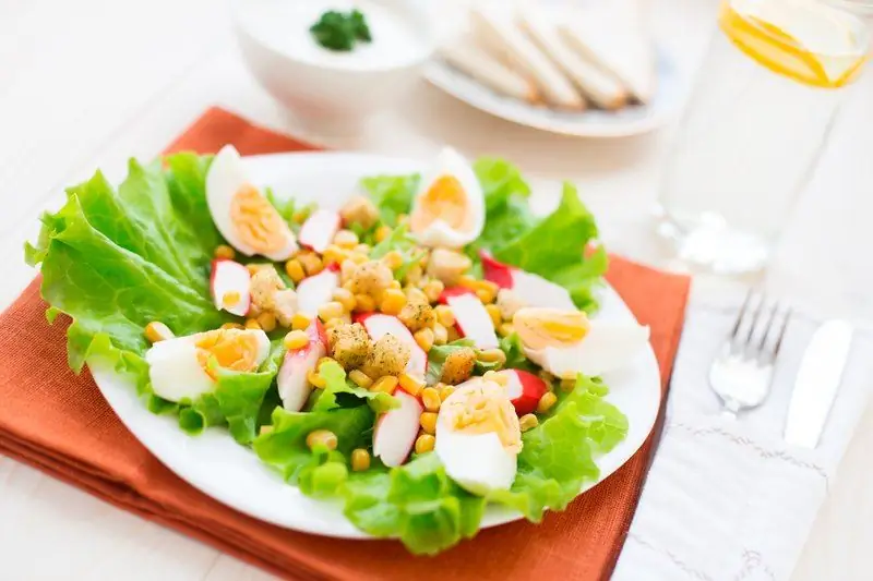 Rezepte Für Die Leckersten Salate Mit Krabbenstangen: Rote Mohnblumen, Athena Und Andere