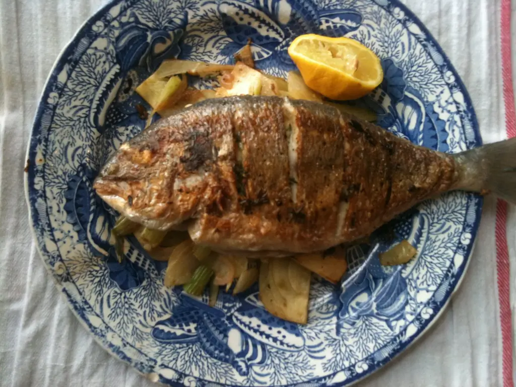 How To Fry Bream In A Pan Deliciously And Correctly, Including Its Caviar, Video