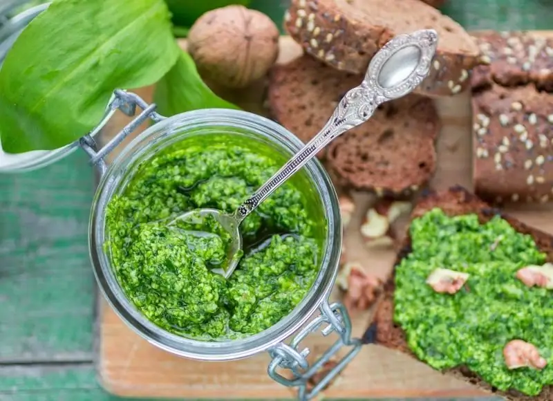 Recepti, Ki Jih Za Zimo Mletite Skozi Stroj Za Mletje Mesa česen Puščice + Fotografije In Video Posnetki