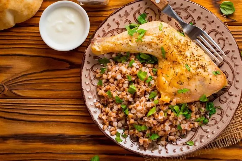 Sarrasin Au Poulet Au Four: Une Recette étape Par étape Avec Une Photo De La Façon De Cuisiner Délicieusement Et Rapidement