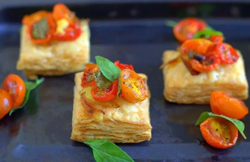 Entrepans De Pasta De Full Farcits, Inclosos Els Aperitius De Vacances: Receptes Pas A Pas Amb Fotos