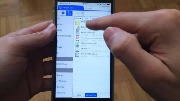 მუშაობს iFile აპთან