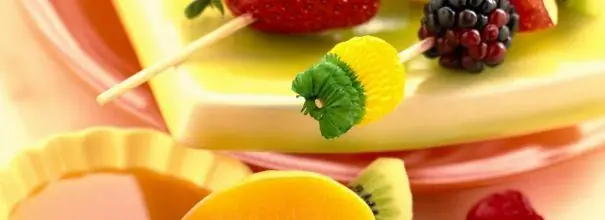 Canapés de frutas