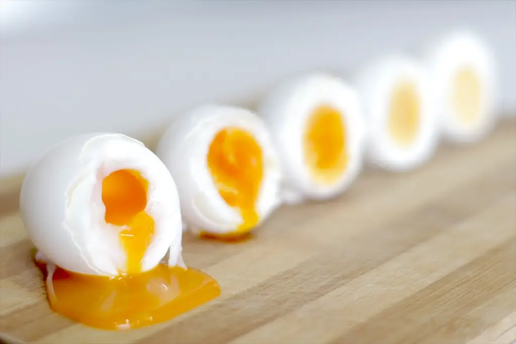 How To Cook Eggs In The Microwave: Poached And Other Recipes + Photos And Videos