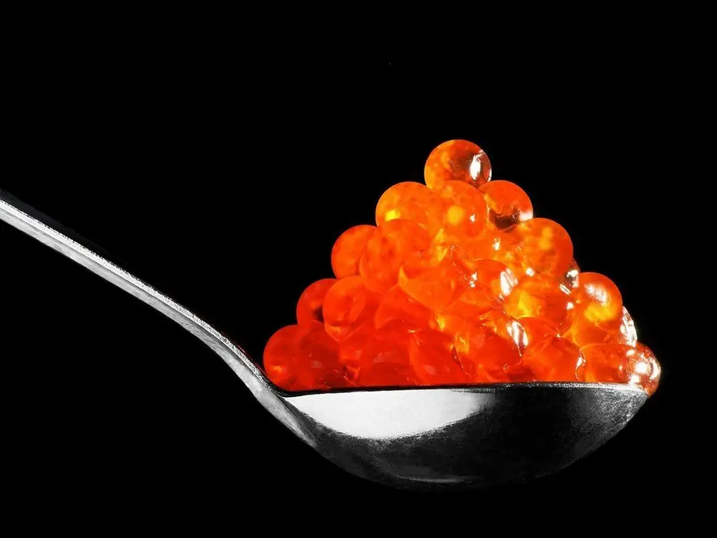 How To Choose Red Caviar (including In Cans) Correctly