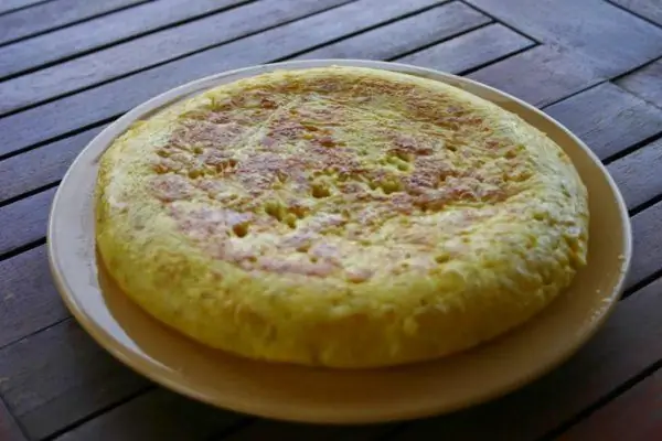 Omelet ya viazi ya Uhispania