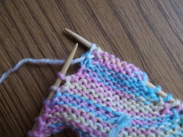 knitting loops