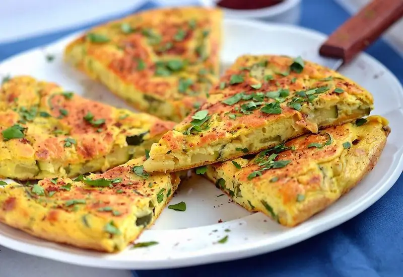 Spiegeleier Mit Zucchini In Einer Pfanne: Schritt Für Schritt Rezepte Mit Fotos Und Videos, Auch Mit Tomaten Und Käse