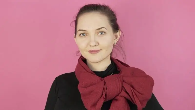 Ways To Easily And Beautifully Tie A Scarf Or Shawl Around Your Neck