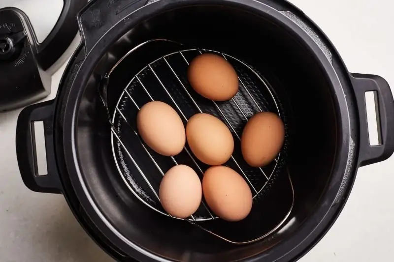 5 Egg Boiling Life Hacks You Didn't Know About