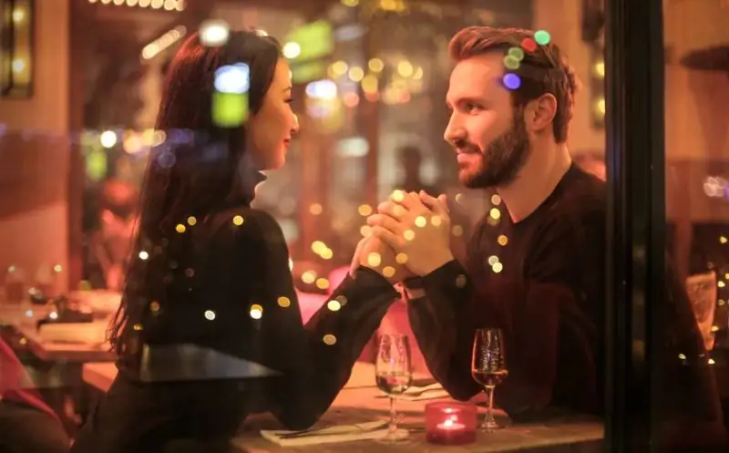 Manieren Om Een alcoholist In Een Man Te Herkennen Vanaf De Eerste Date